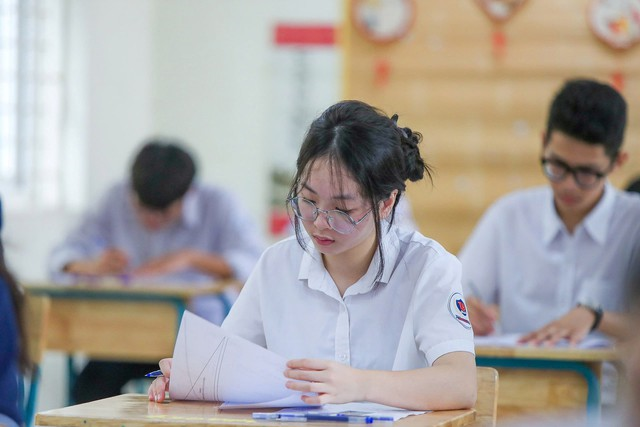 Đăng ký tuyển sinh trực tuyến vào lớp 10 tại Hà Nội thế nào?